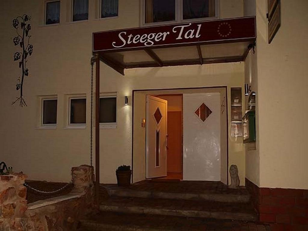 ホテルSteeger Tal バッハラッハ 部屋 写真